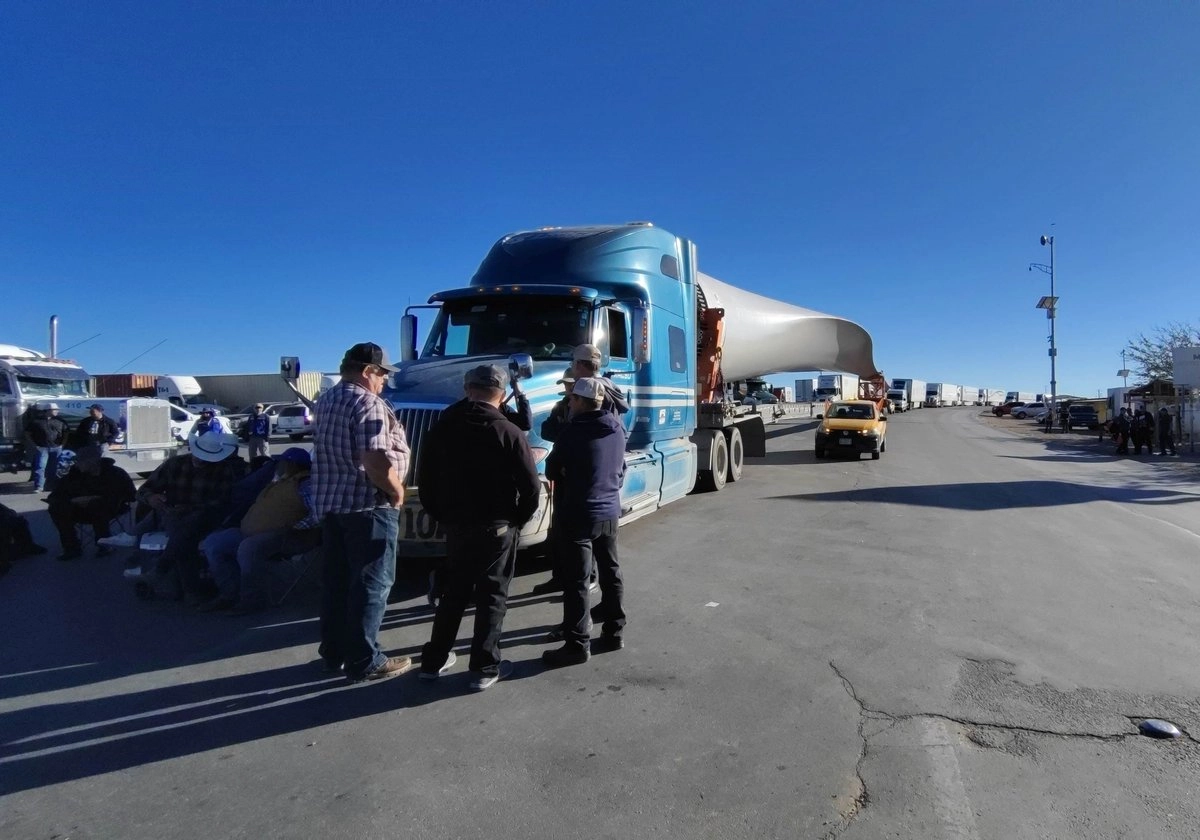 Pérdidas de 3 mil a 6 mil mdp por los bloqueos: IP perdidas de 3 mil a 6 mil mdp por los bloqueos ip f974e59a 249f 4b9e 8881 b5c89a3ee271 medialjnimgndimage=fullsize