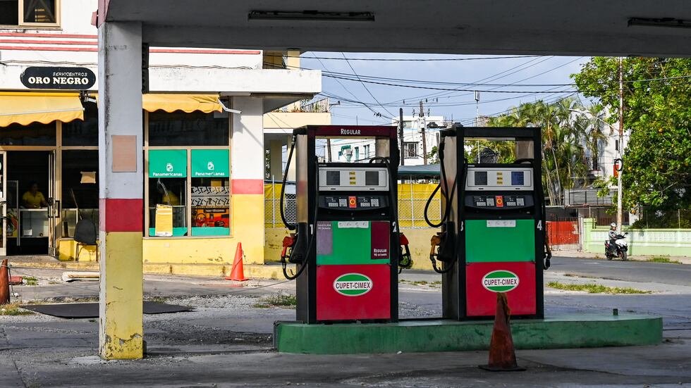 Cuba: crisis de combustible impacta al debilitado sector delturismo extranjero cuba desabasto