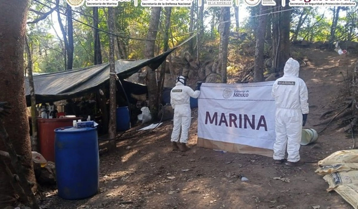 destruye marina y sspc narcolaboratorio de metanfetamina en sinaloa con 800 kilos de producto 9d22d619 b2f8 4816 a643 2dc59e10cc24 medialjnimgndimage=fullsize