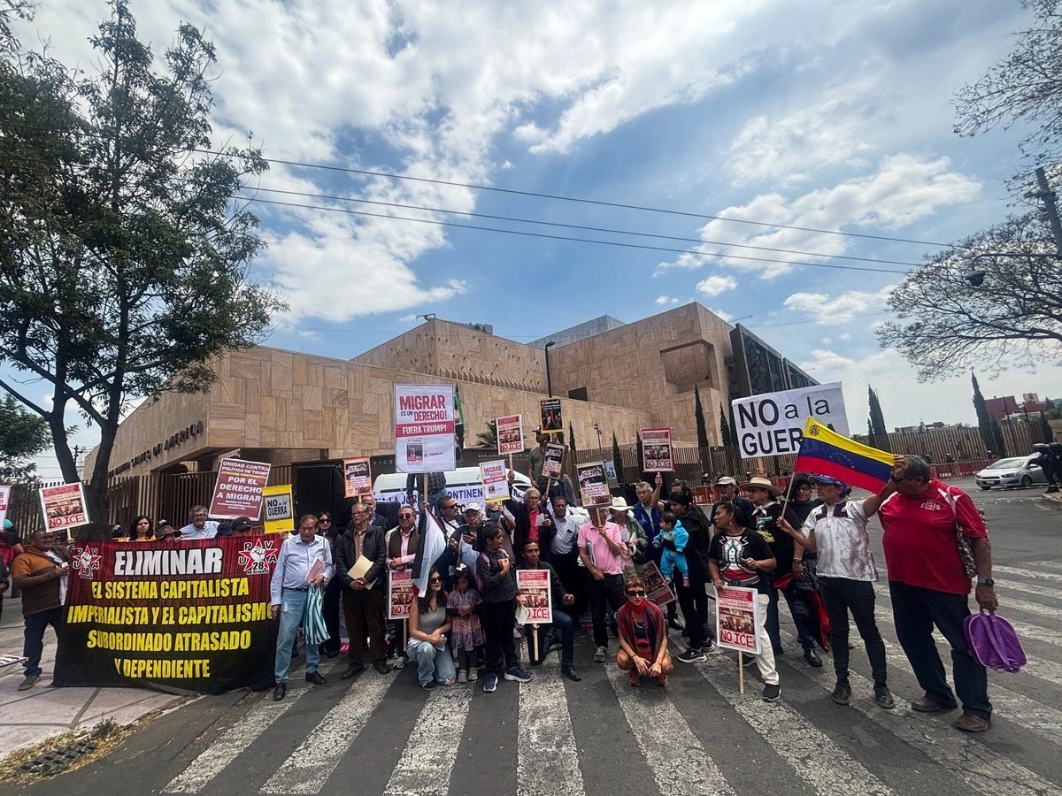 docentes y academicos protestan ante la embajada de eu contra la politica exterior de trump 7cda89e5 2f6d 44e5 9cbe 6b6400d1d8b4 medialjnimgndimage=fullsize