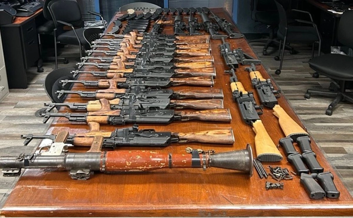 Frenan contrabando de armas rumbo a México: aseguran lanzacohetes y rifles en la frontera agentes aduanales de eu confiscaron armamento contrabandeado hacia mexico e608fbe3 f420 4e58 98dd cb5706e17464 medialjnimgndimage=fullsize