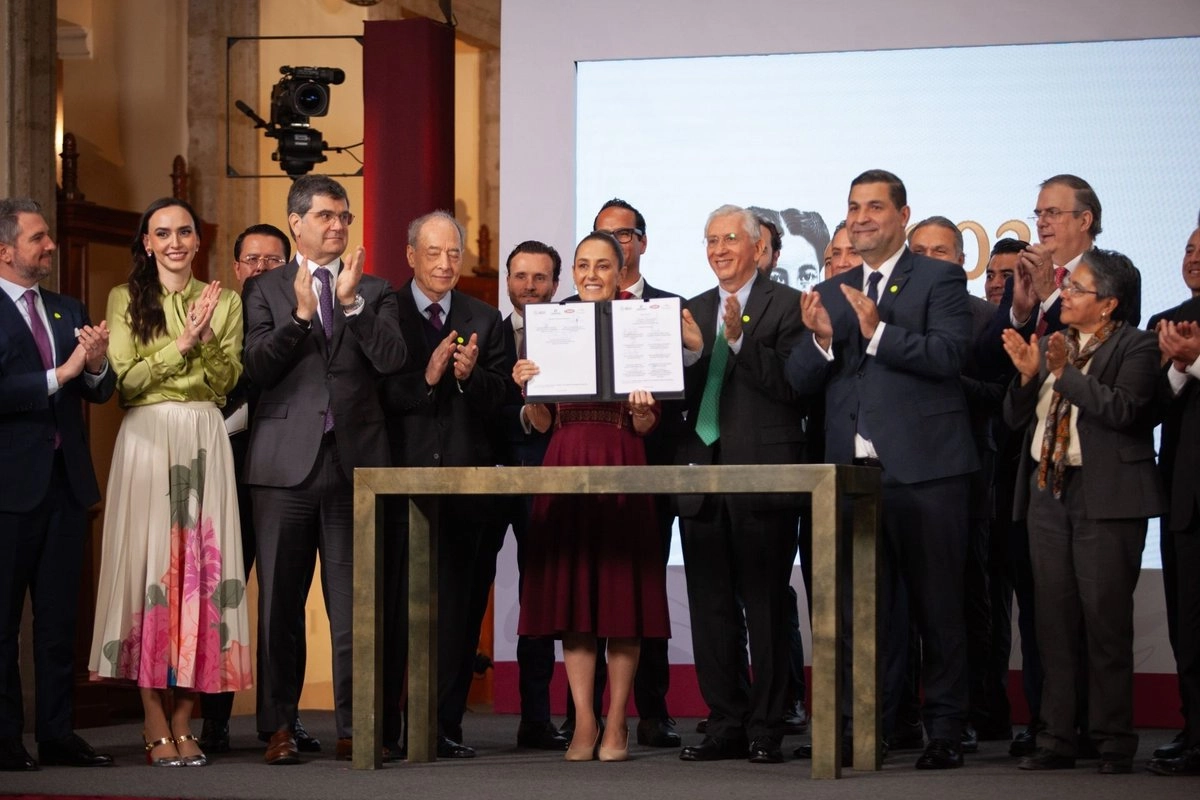 gobierno de mexico firma acuerdo para impulsar la industria siderurgica nacional 0f66dad5 588f 43b2 8ba8 19f6598d3987 medialjnimgndimage=fullsize