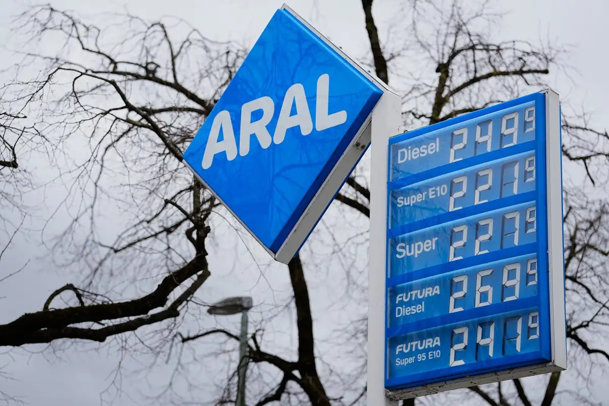 Europa plantea nuevo impuesto a energéticas para frenar impacto de precios de combustibles paises de la ue piden impuesto a empresas energeticas por alza de precios de combustibles 2638c75f 1f4f 4fc8 8642 1b339e87fad2 media