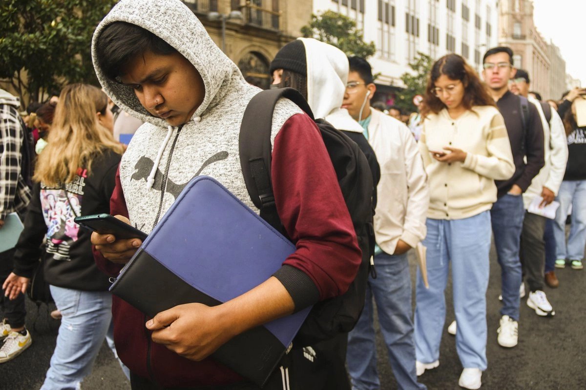 SEP prevé inversión histórica en becas; superará el billón de pesos hacia 2030 sep proyecta inversion historica en becas mas de un billon de pesos al 2030 ea821e07 529d 4917 ad84 a12c7526c0b8 medialjnimgndimage=fullsize