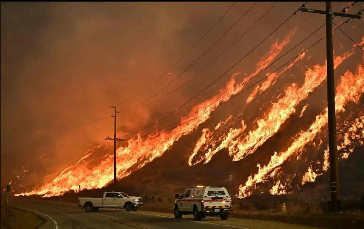 tras los incendios los angeles sufre escasez de 100 mil obreros para la reconstruccion 808026c2 00cd 497e a22c 7e14e60b7c6b medialjnimgndimage=fullsize
