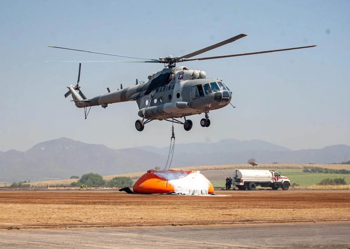 Helicóptero de la Marina realiza aterrizaje de emergencia en Sinaloa helicoptero de la marina realiza aterrizaje de emergencia en sinaloa 91c4a973 638d 45d5 b3f3 2b5e9b018dd4 medialjnimgndimage=fullsize