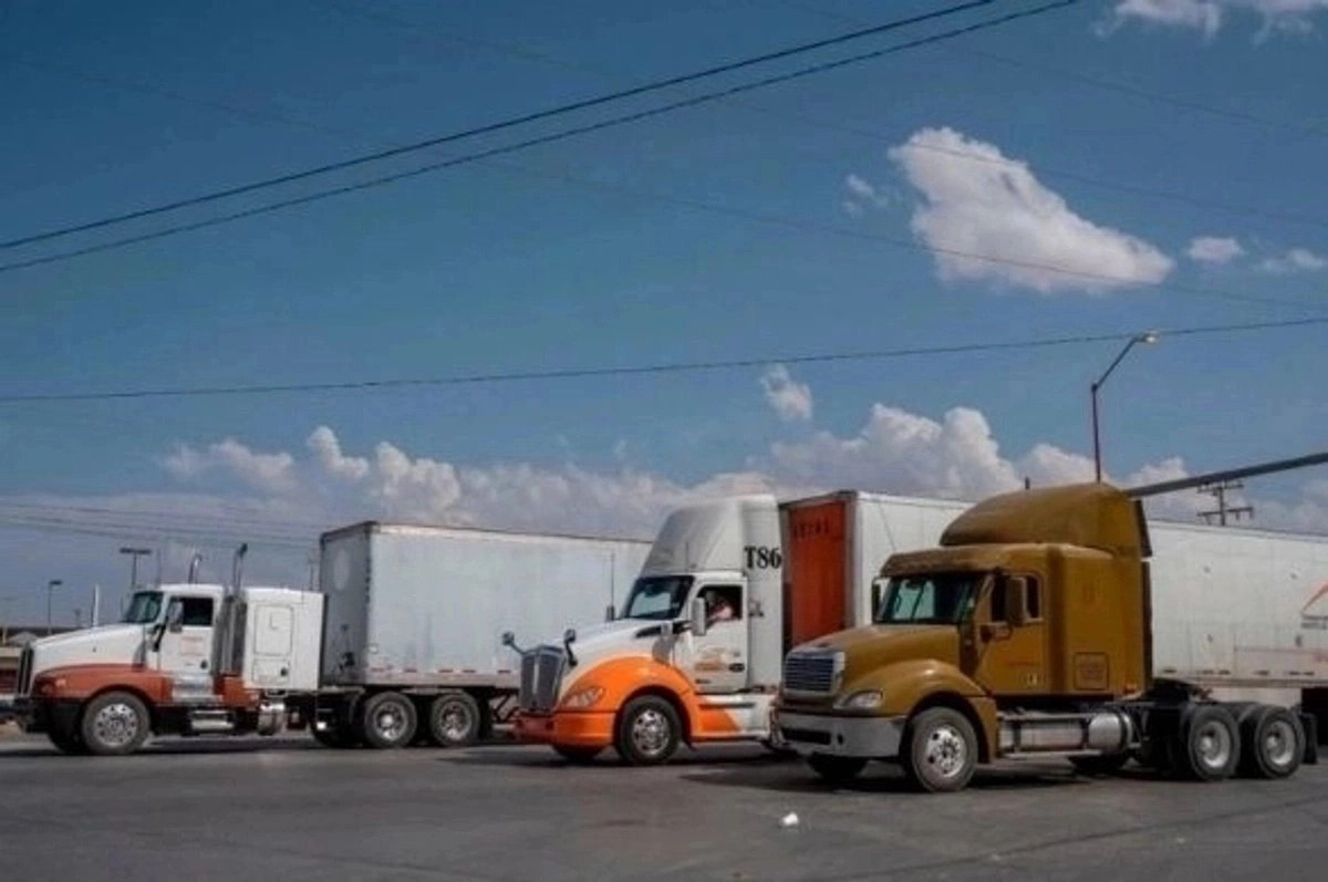 Exportaciones de vehículos pesados mantienen tendencia a la baja exportaciones de vehiculos pesados cayeron 156 inegi 6c63b515 ec20 486c ac5c ad72daa038e4 medialjnimgndimage=fullsize