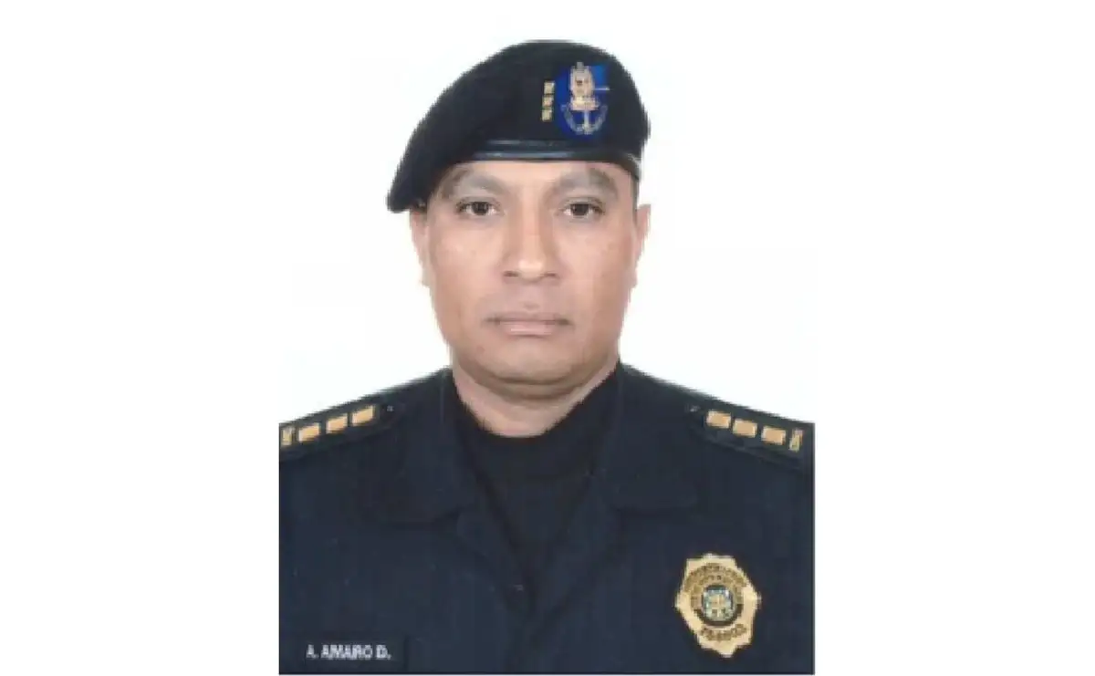 Negociador de la SSC evita tragedia tras cinco horas de diálogo con hombre en crisis negociador de la ssc evito una tragedia al dialogar por cinco horas con persona que sufrio un brote sicotico 6f510006 4543 4ddc 8d23 da9d282561d4 media